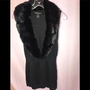 White House Black Market vest with Faux Fur Collar
